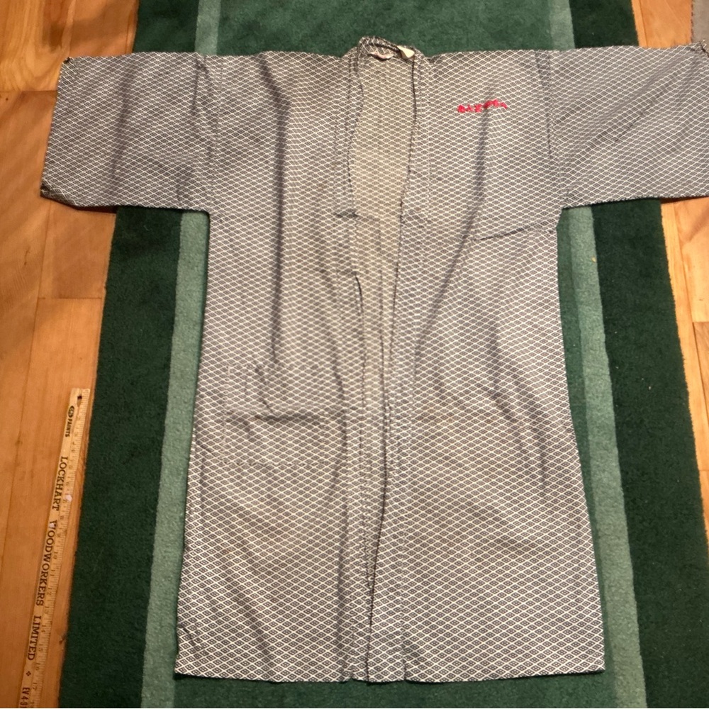 Gray Patterned Kimono Robe